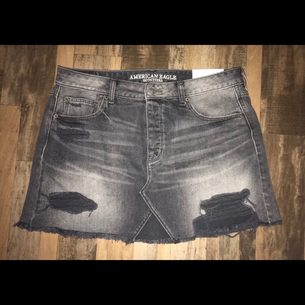 American Eagle Black Skirt